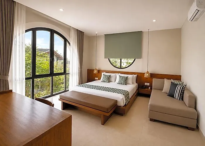Floro Canggu By Uniquecations ホテル 4*