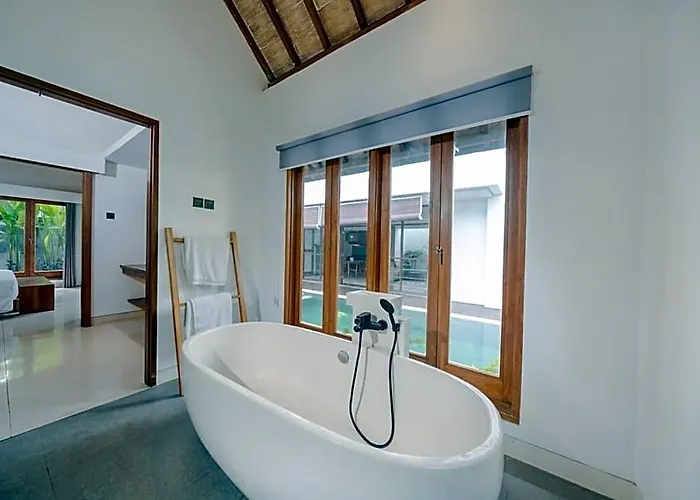 Floro Canggu By Uniquecations 4* バリ島