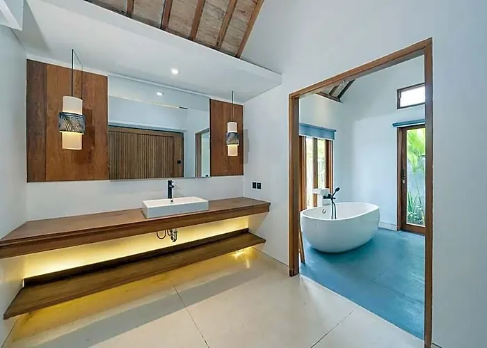 Floro Canggu By Uniquecations 4* バリ島