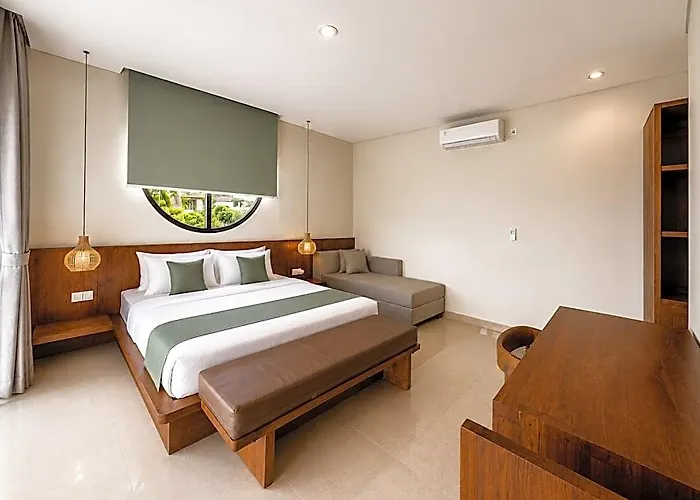 Floro Canggu By Uniquecations ホテル 4*