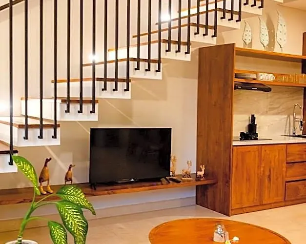 Hotel Floro Canggu By Dhananjaya Hospitality 4*